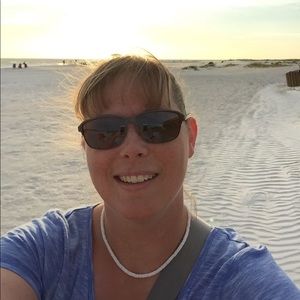 Meet your Posher, Cara